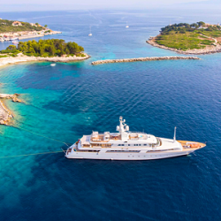 Yacht