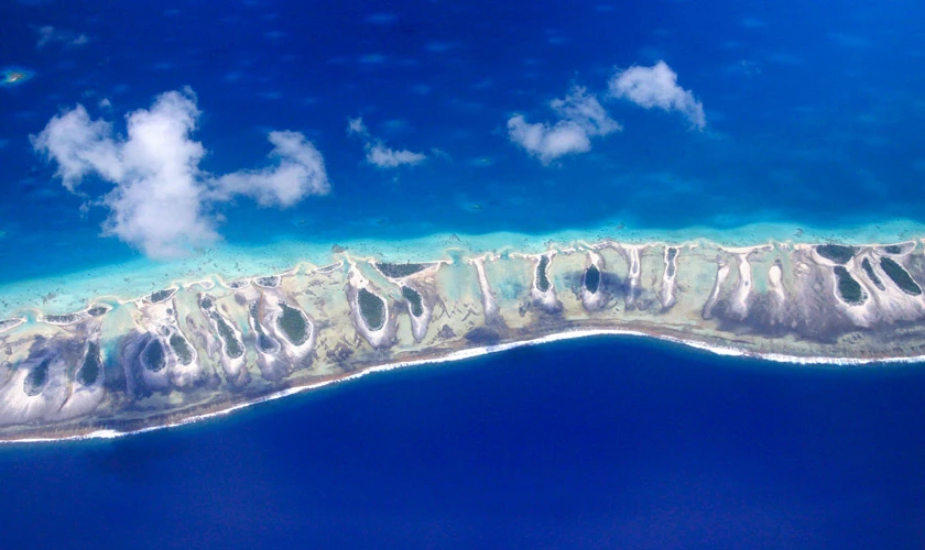 atoll rangiroa