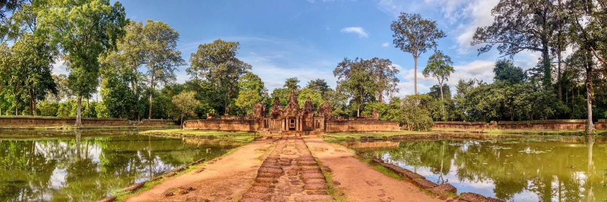 Vue panoramique du temple Srey au Cambodge
